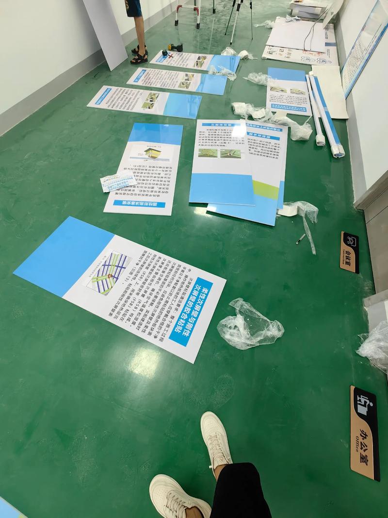 品牌策划：如何构建独特的商业形象